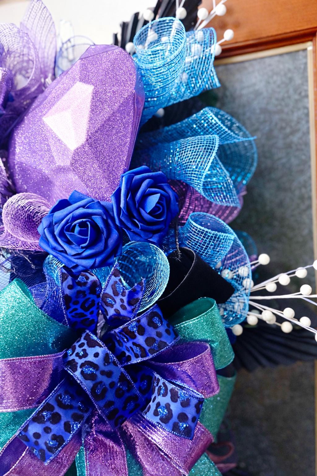 Handmade Valentine Heart Wreath | Modern Door Decor